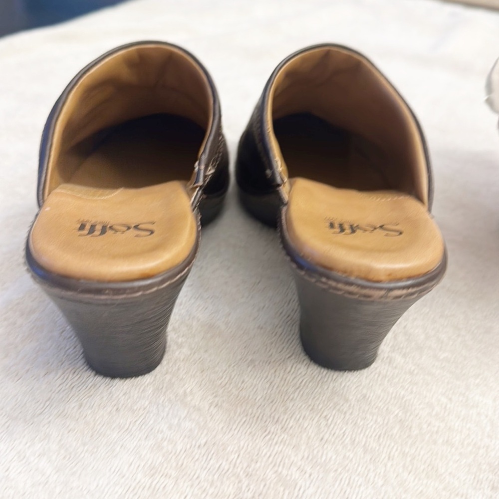 NEW SOFFT x Zappos Brown Suede Comfort Clogs heels women size 8 - Picture 5 of 6